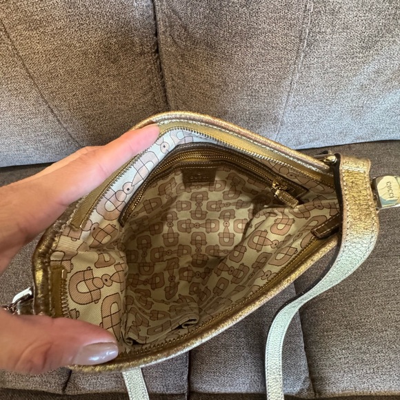 Gucci GG Canvas Metallic Gold Crossbody Bag - Picture 8 of 16